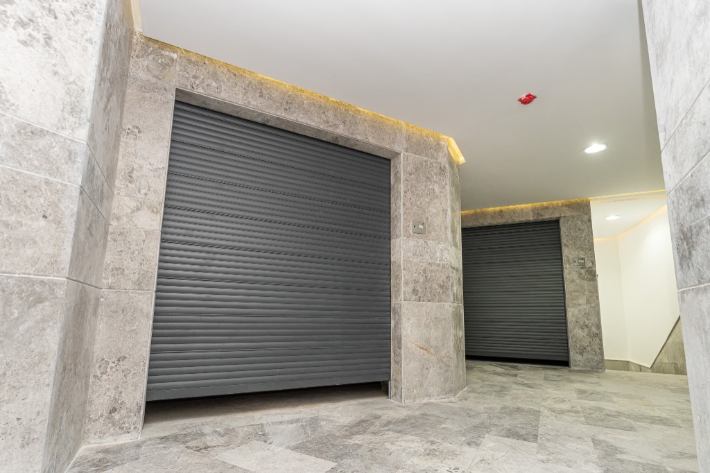 Shops – Commercial Gallery